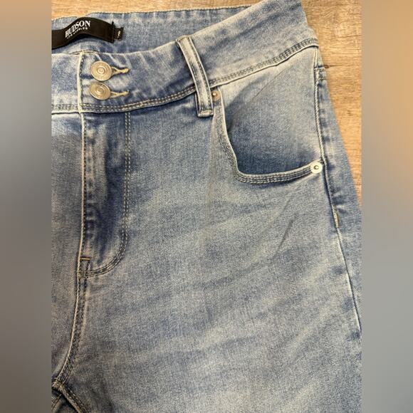 Hudson Jeans Classic Blue Denim - Picture 3 of 10